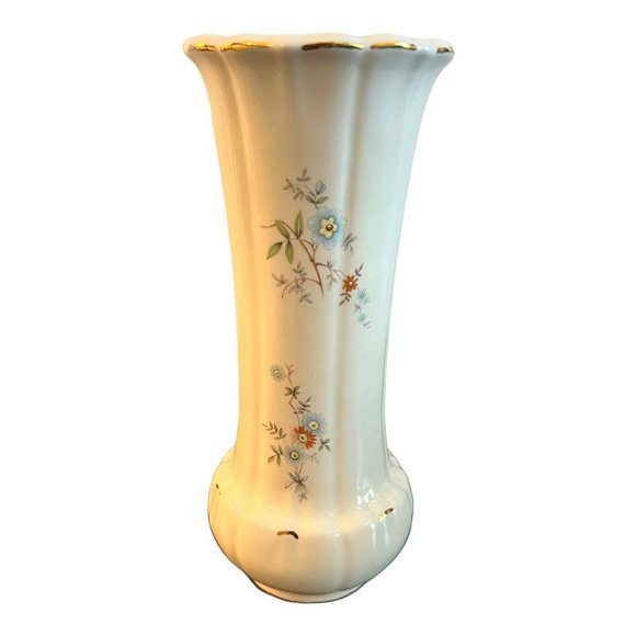 Vintage Floral Ceramic Porcelain Vase 9 in Tall, Gold Trim, Cream Ribbed Design - Picture 3 of 6